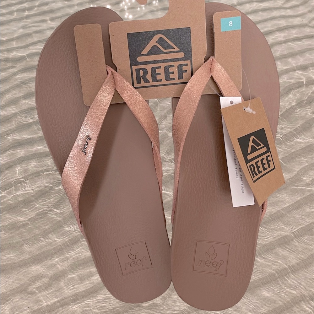 New! Reef Rose Gold Sandals Women’s Size 8